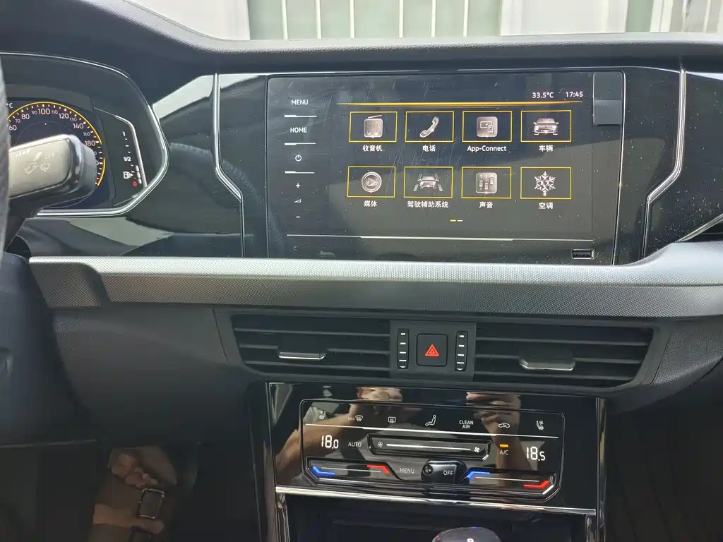 Volkswagen Passat 2026 330TSI Elite
