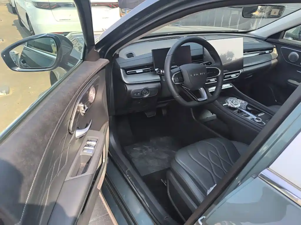Chery Arrizo 8 PRO — миниатюра 16