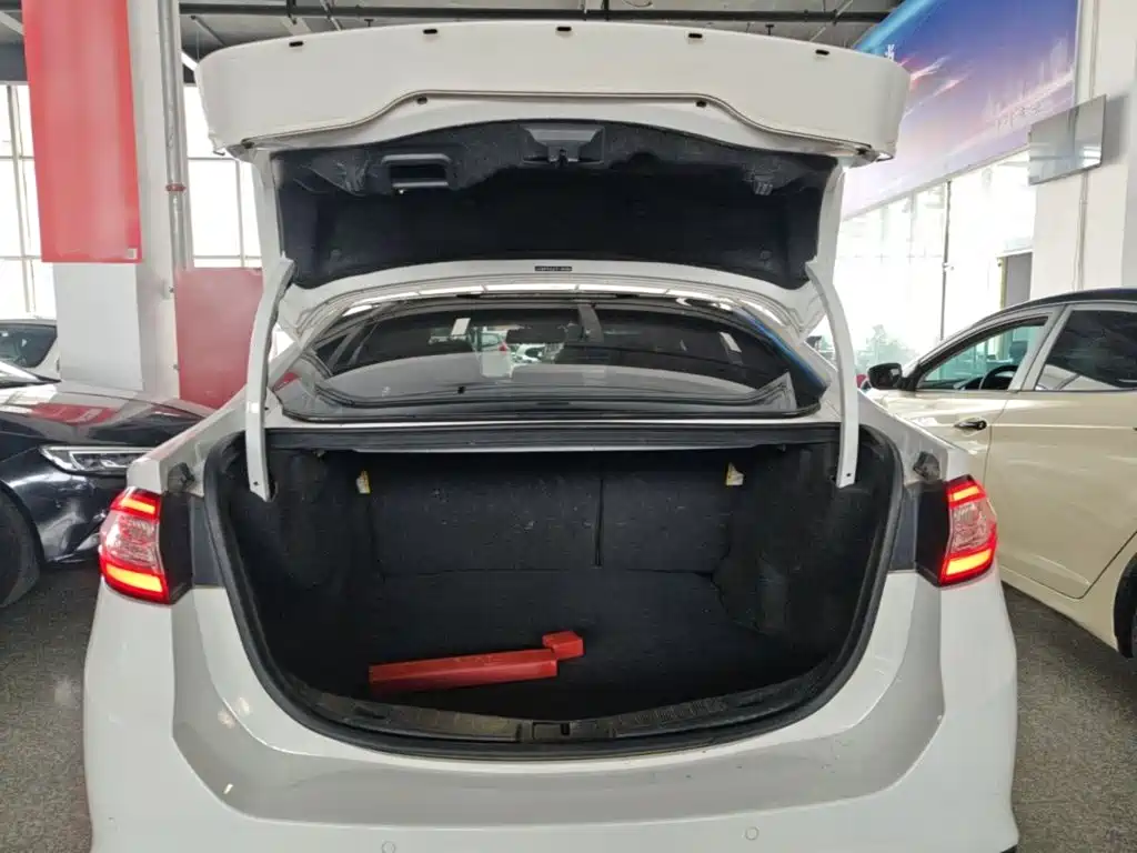Ford Mondeo — миниатюра 19