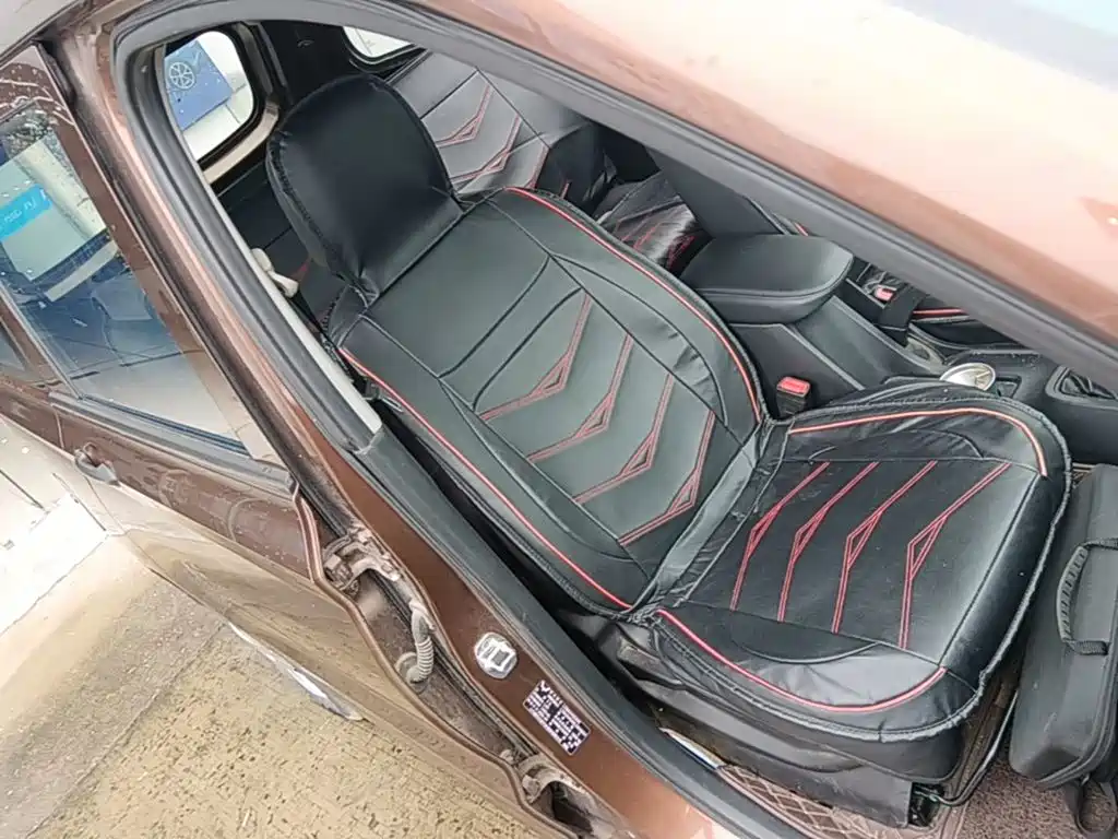 Wuling Hongguang — миниатюра 25
