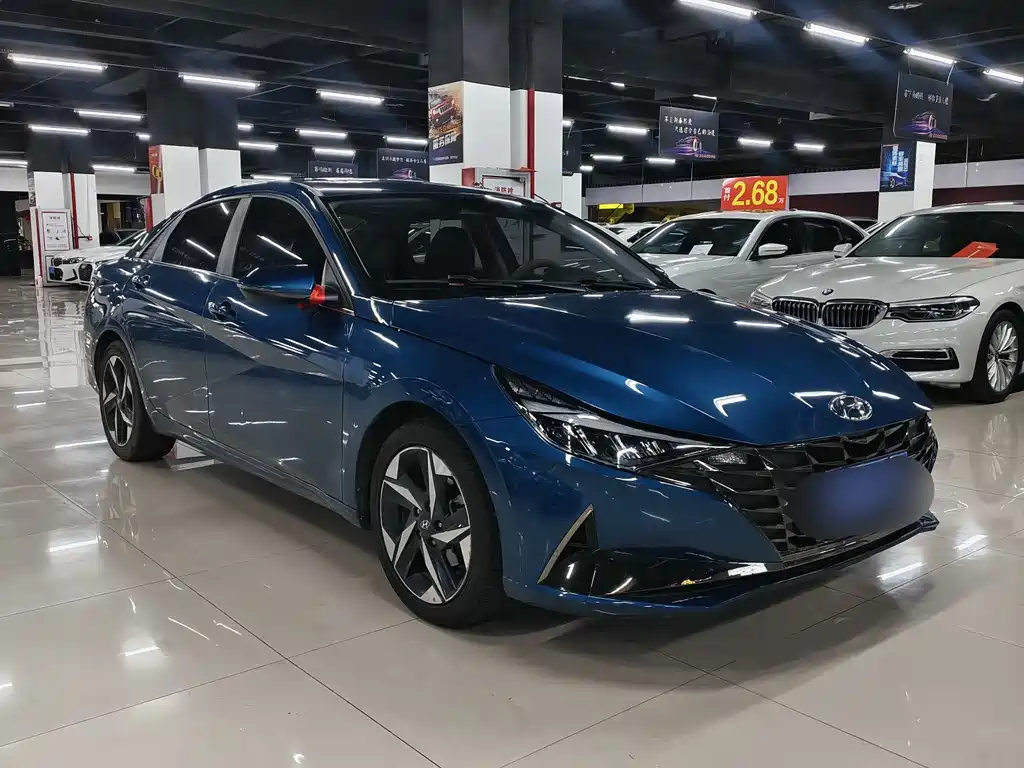 Hyundai Elantra — миниатюра 3