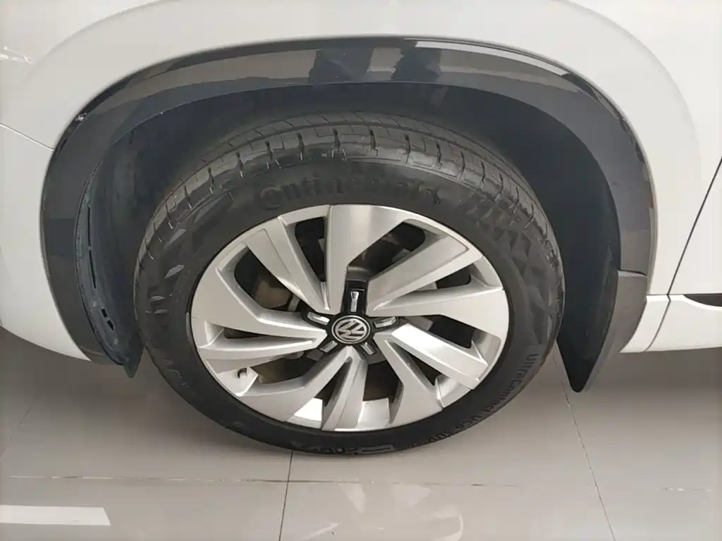 Volkswagen X — миниатюра 23
