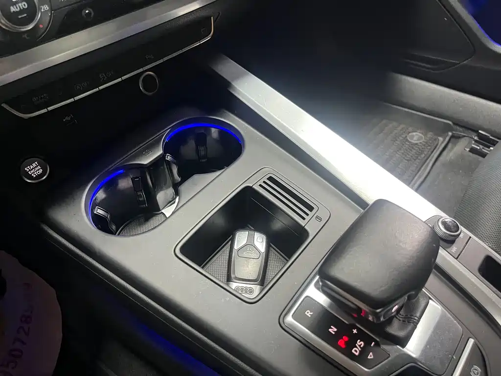 Audi A4L — миниатюра 7