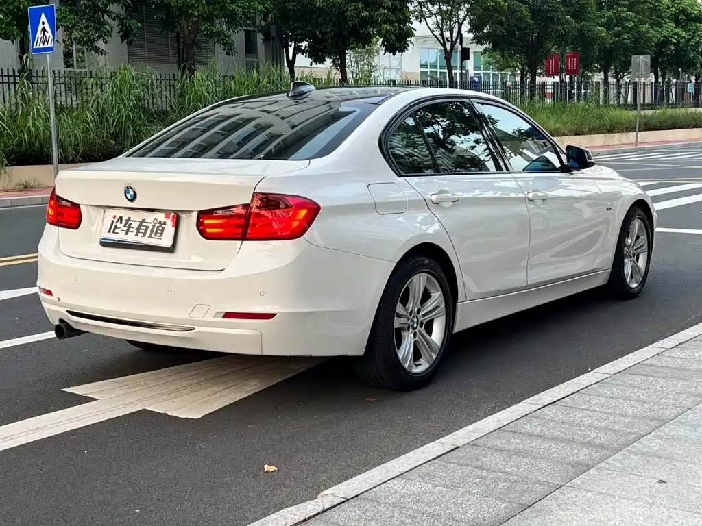 BMW 3 Series — миниатюра 2