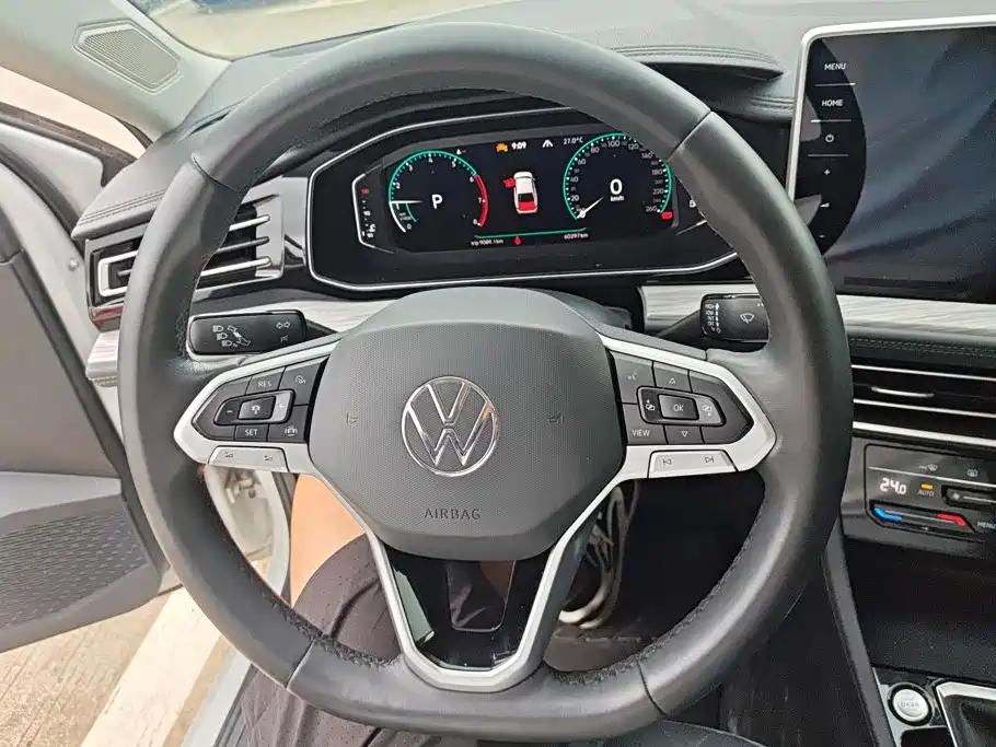 Volkswagen Sagitar — миниатюра 15