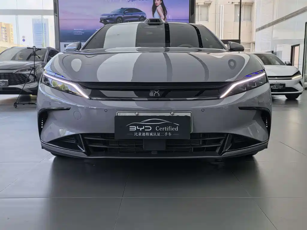BYD Han — миниатюра 2
