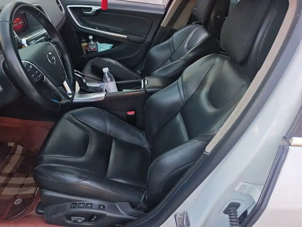 Volvo S60 — миниатюра 17