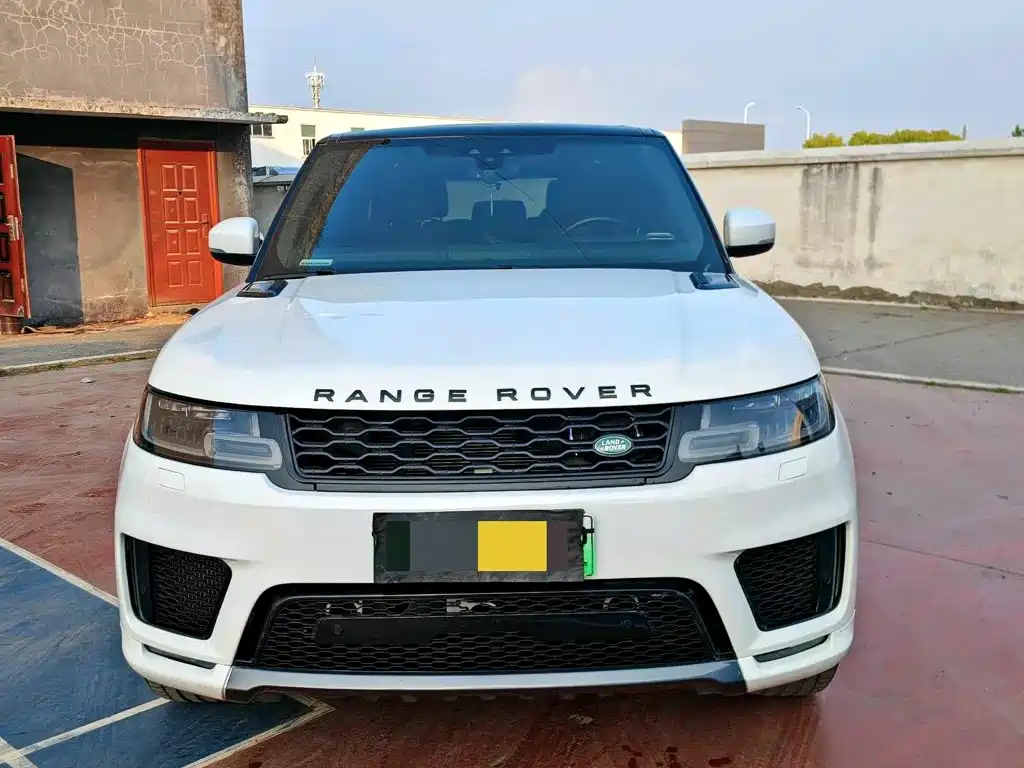 Land Rover Sport PHEV — миниатюра 8