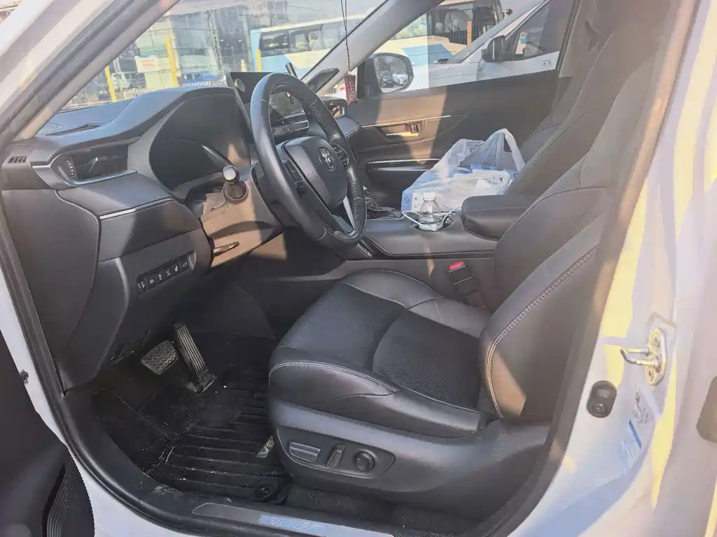 Toyota Venza — миниатюра 3