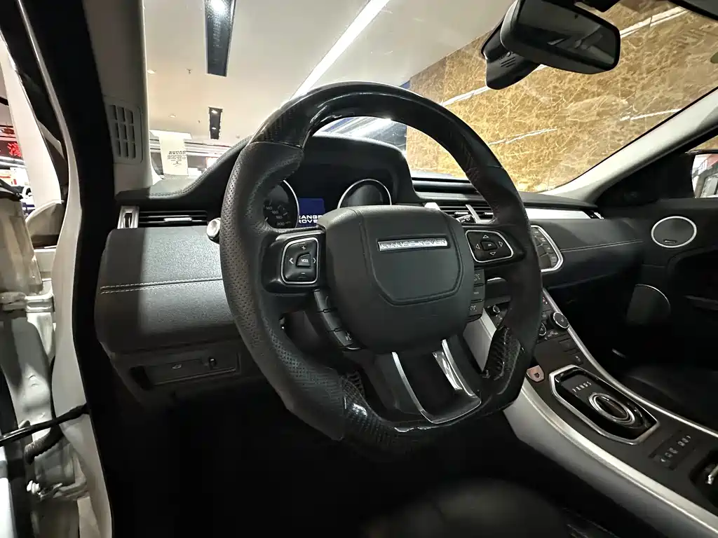 Land Rover Evoque (Import) — миниатюра 20