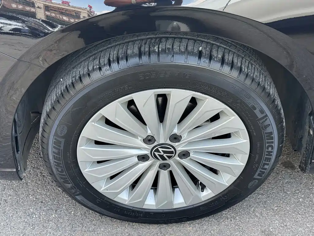 Volkswagen Lavida — миниатюра 13