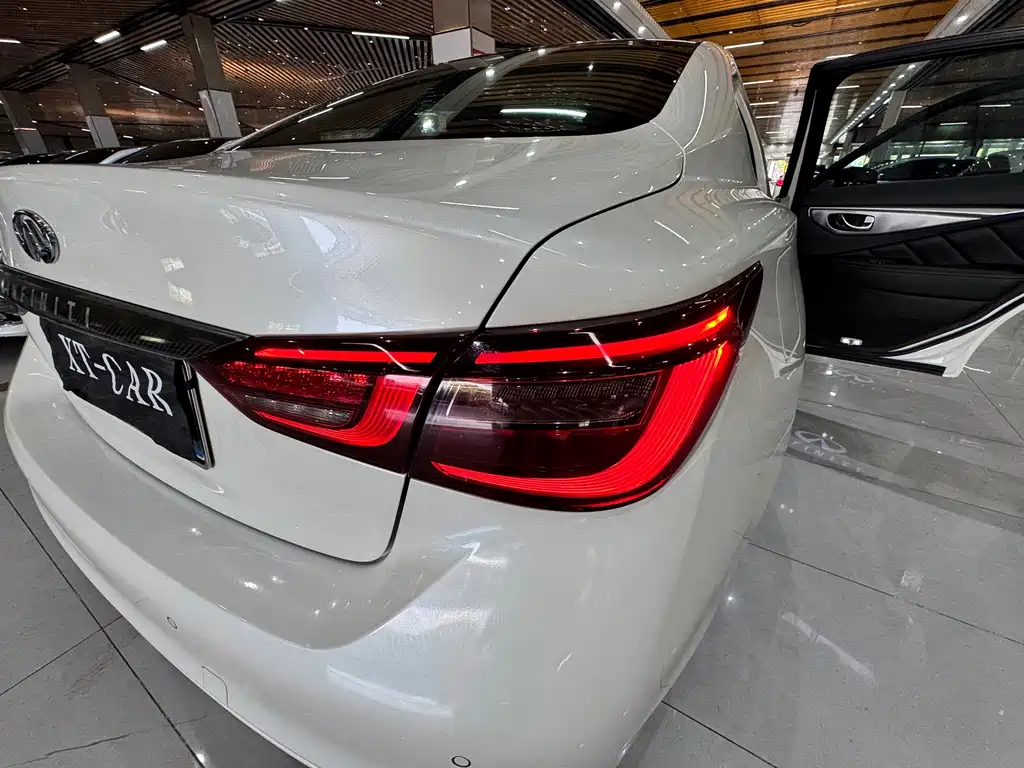 Infiniti Q50L — миниатюра 22