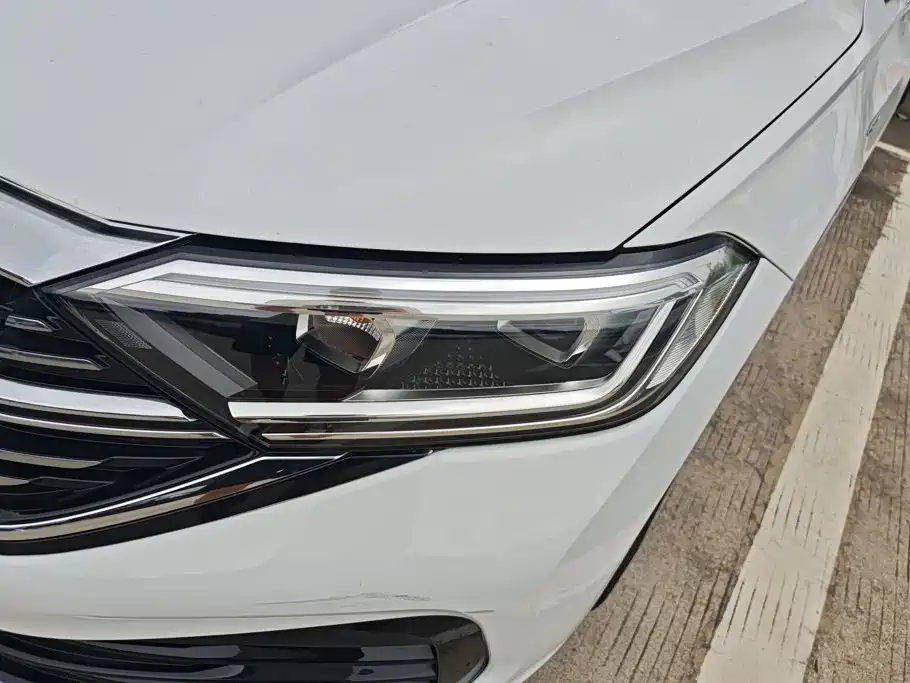 Volkswagen Sagitar — миниатюра 5