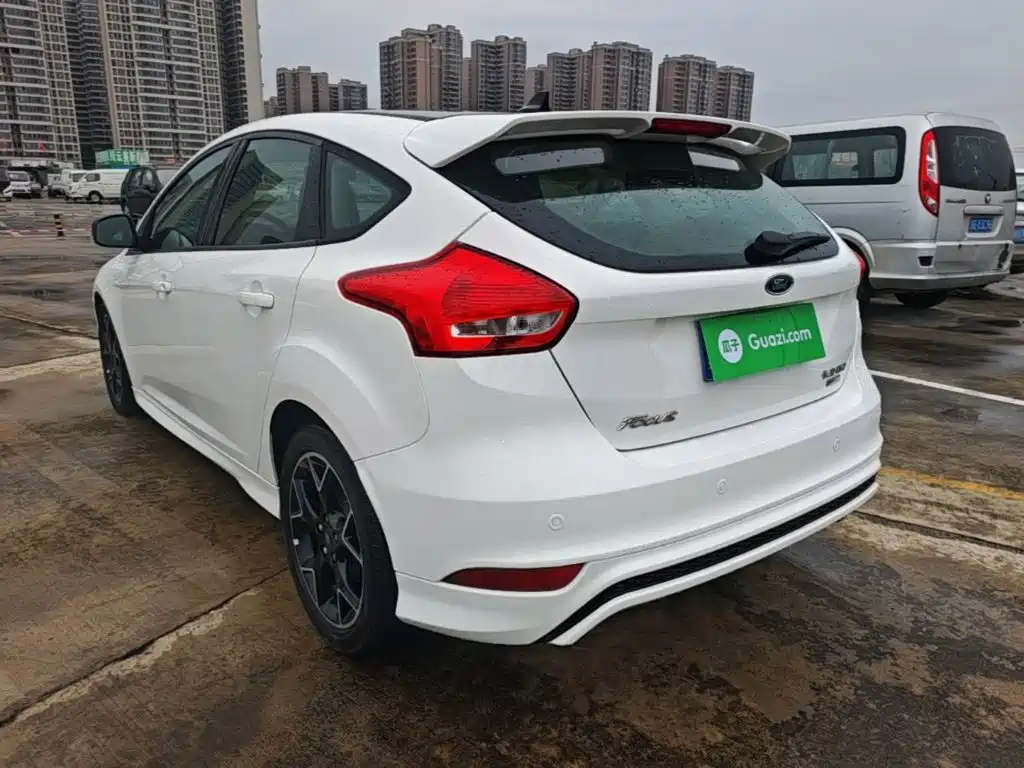 Ford Focus — миниатюра 5