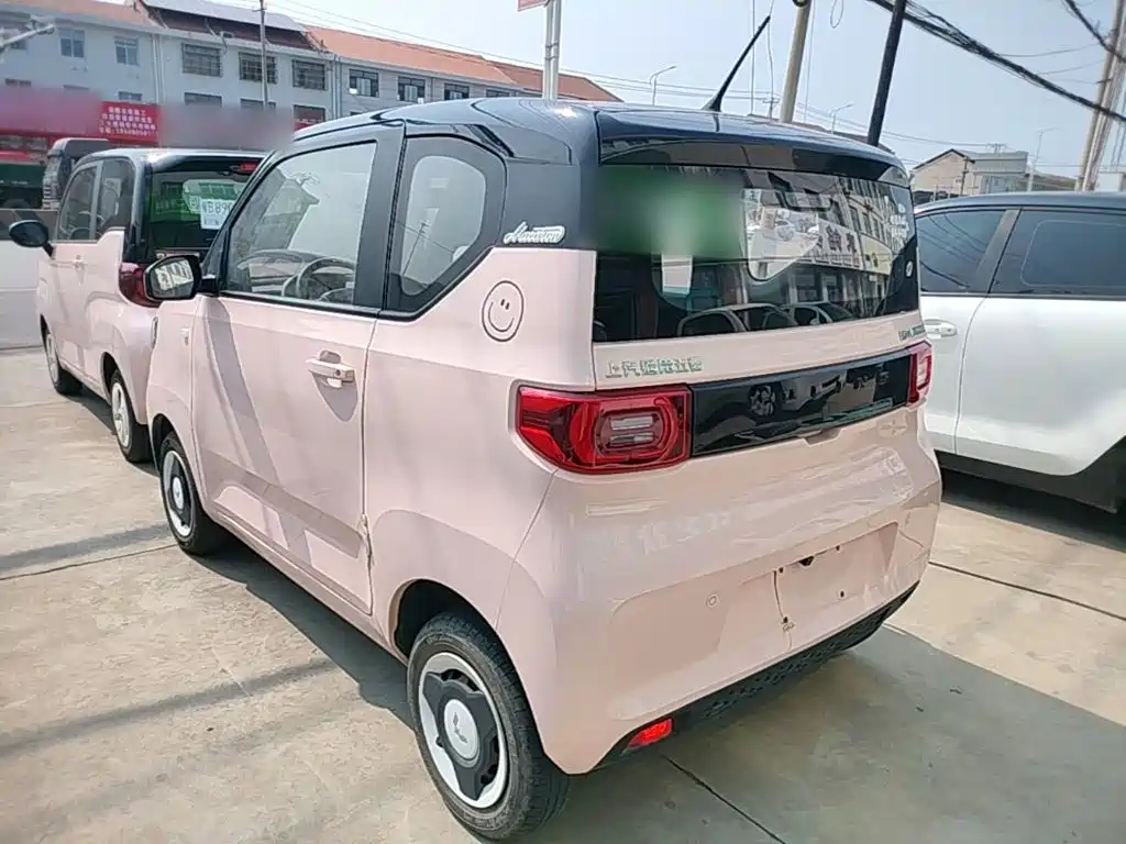 Wuling MINIEV — миниатюра 5