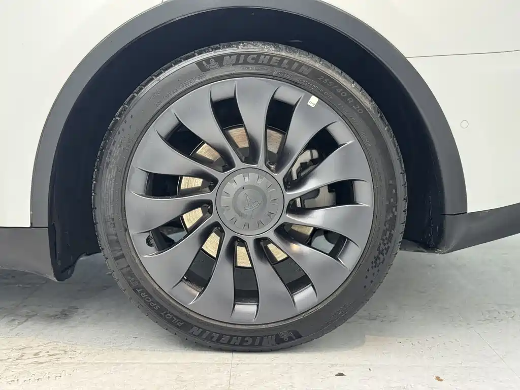 Tesla Model Y — фотографии объявления, Фото 14