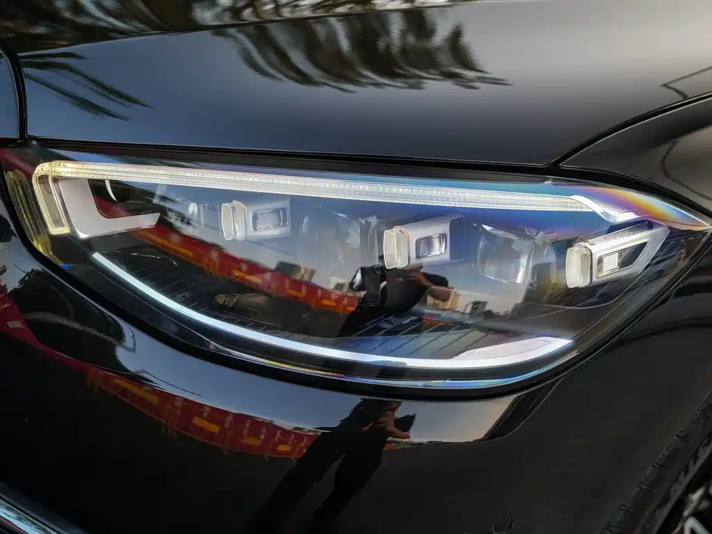 Mercedes-Benz S-Class — миниатюра 4