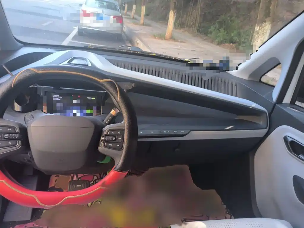 Wuling Nano EV — миниатюра 13