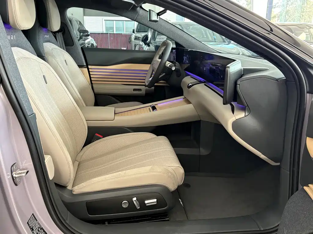 Audi E5 Sportback — миниатюра 27