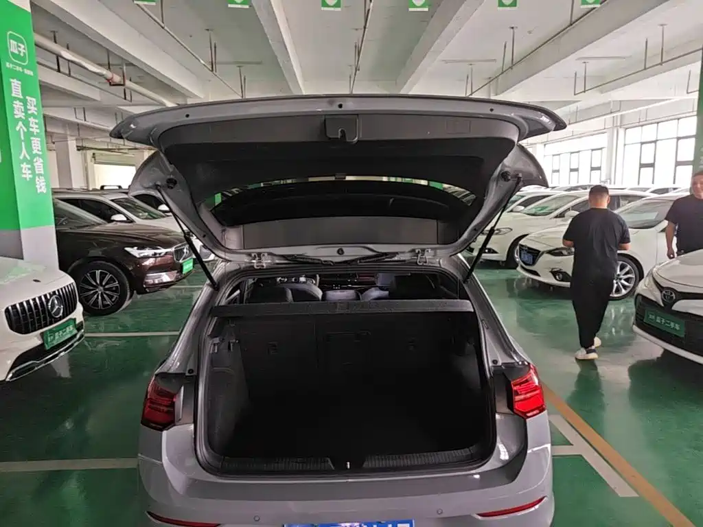 Volkswagen Golf — миниатюра 21