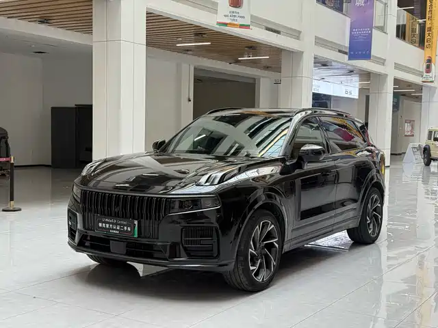 2022 Lynk & Co 09