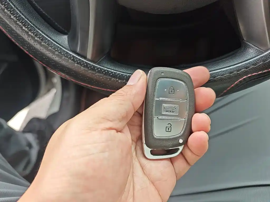 Hyundai Elantra Langdong — миниатюра 13