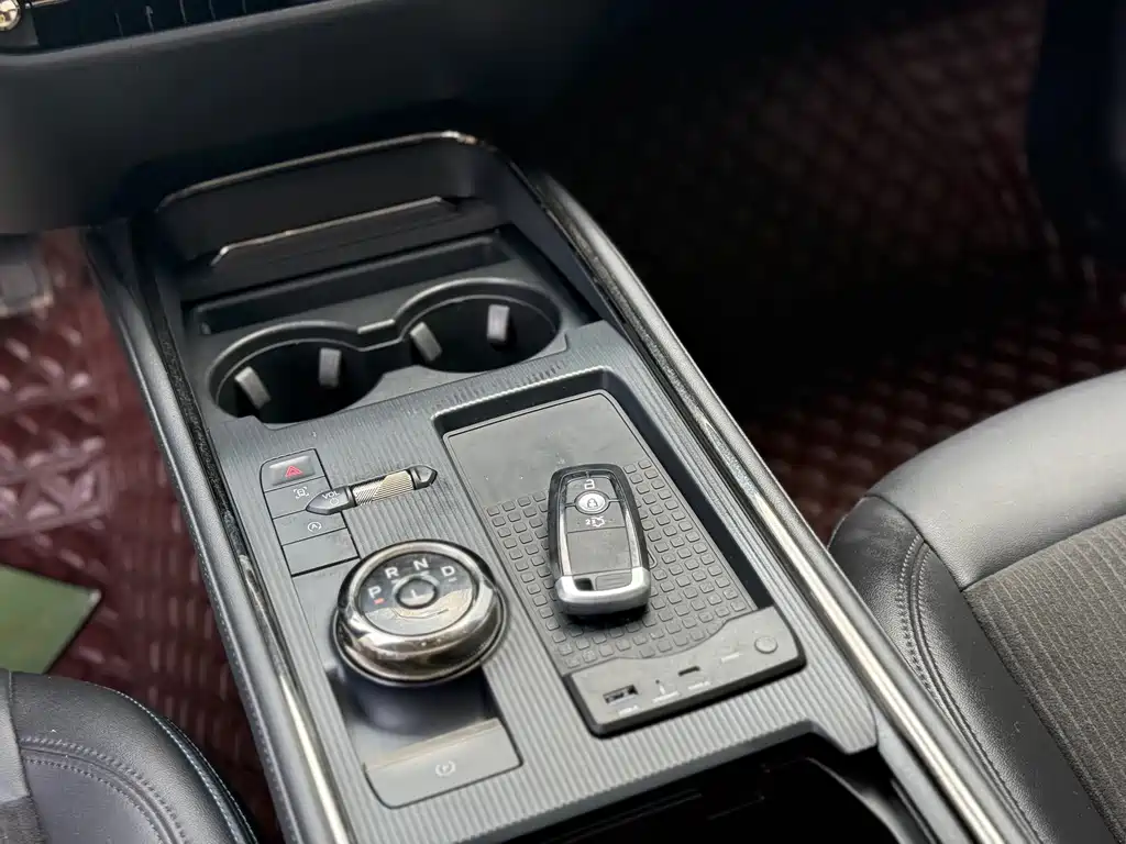 Ford Evos — миниатюра 14