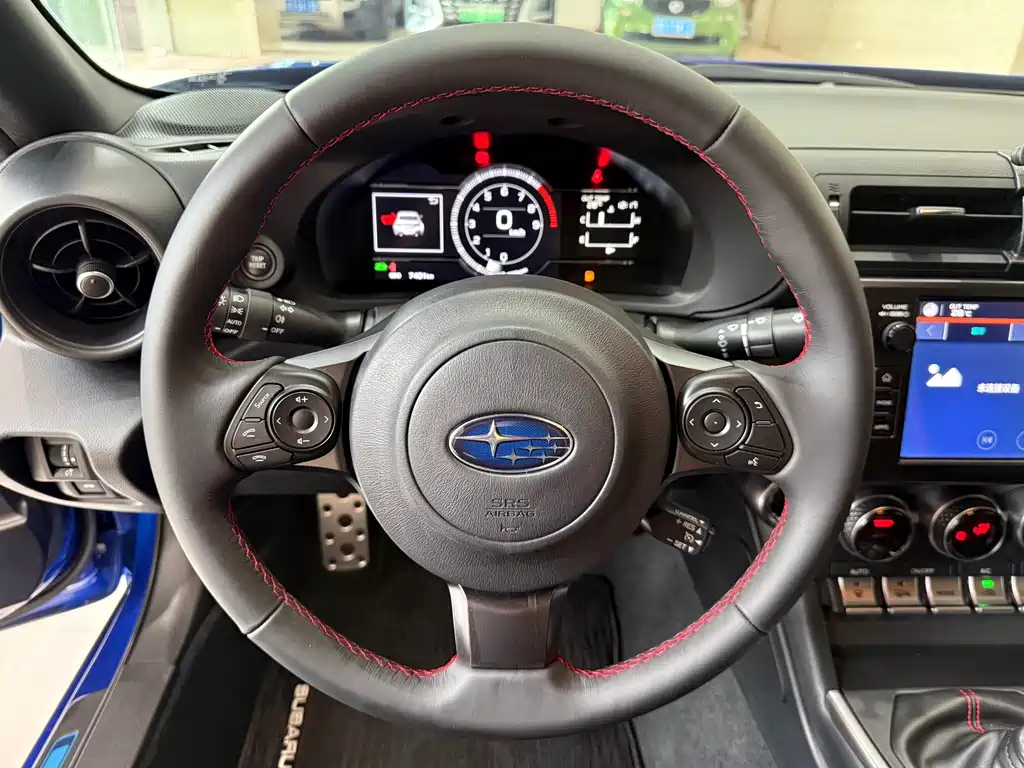 Subaru BRZ — миниатюра 10