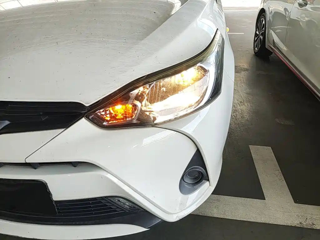 Toyota Yaris L — миниатюра 24