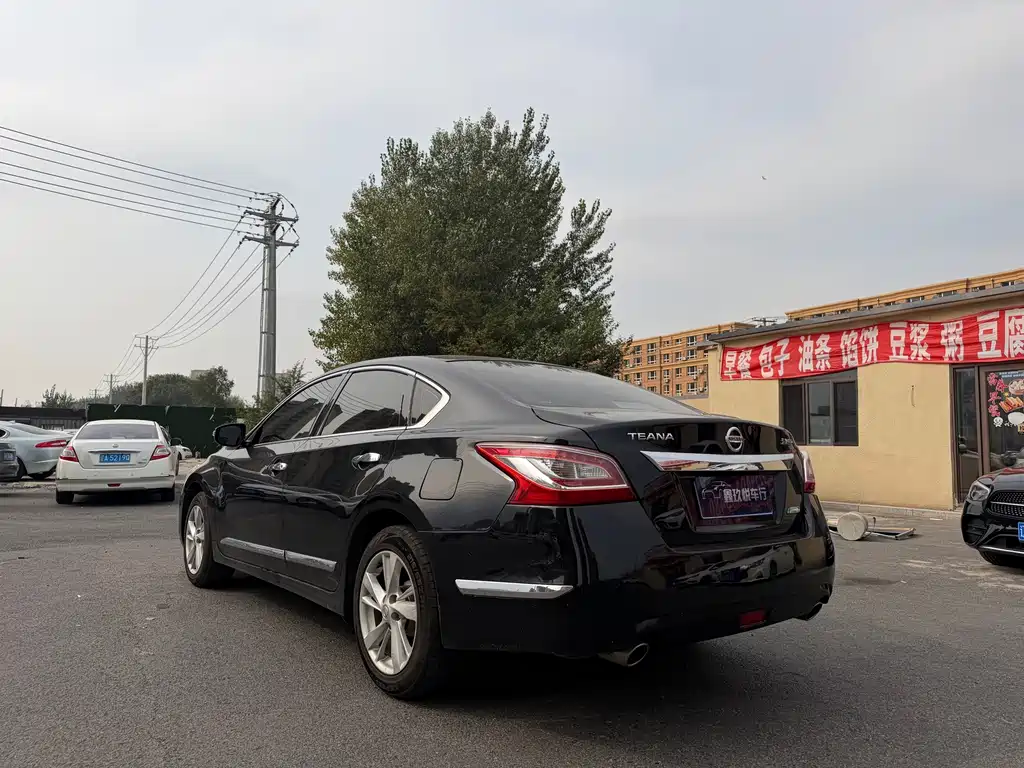 Nissan Teana — миниатюра 6
