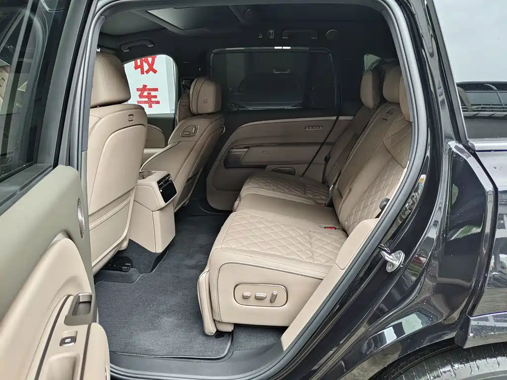 Li Auto Li L8 — миниатюра 5