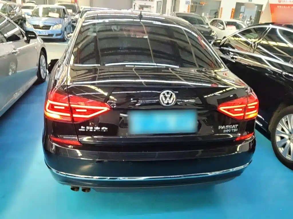 Volkswagen Passat — миниатюра 6
