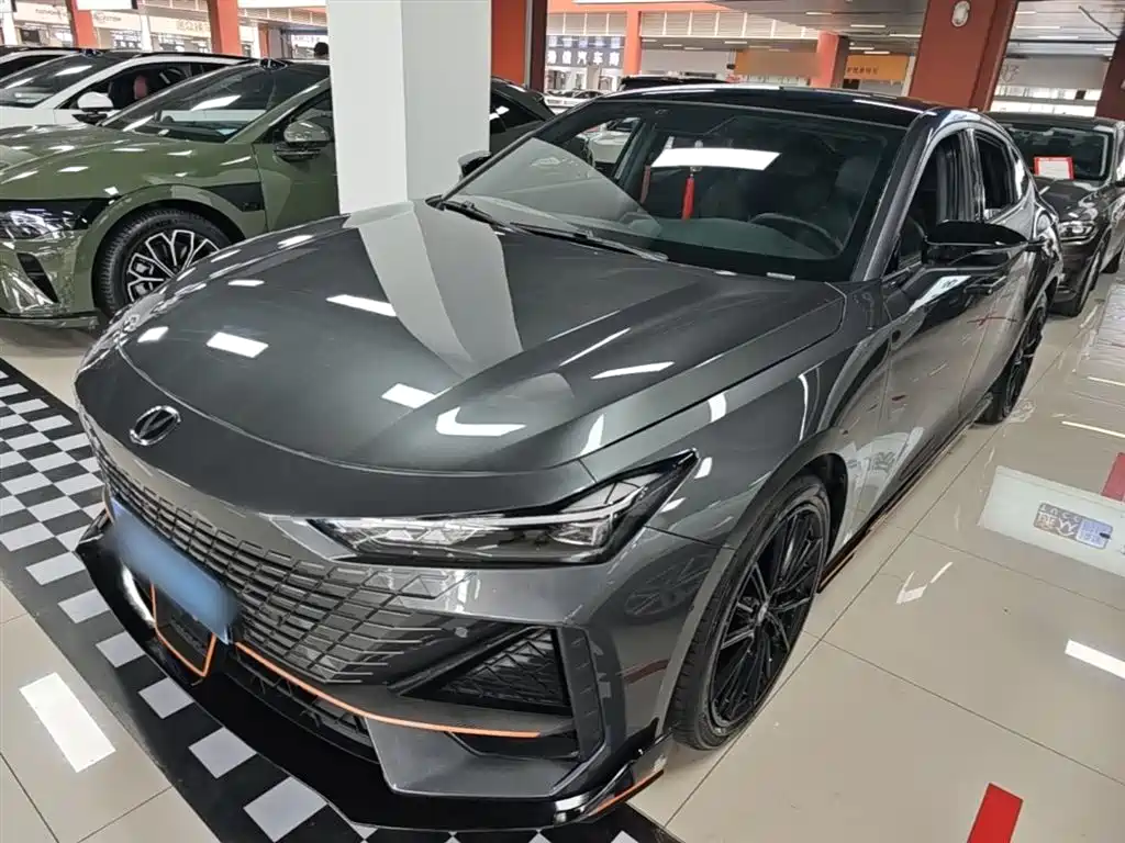Changan UNI-V 2022