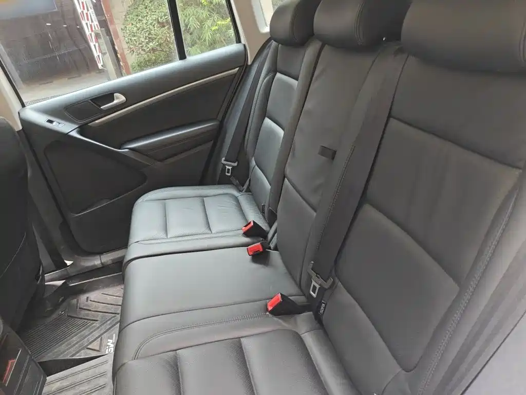 Volkswagen Tiguan — миниатюра 13