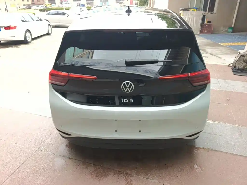 Volkswagen ID.3 — миниатюра 6