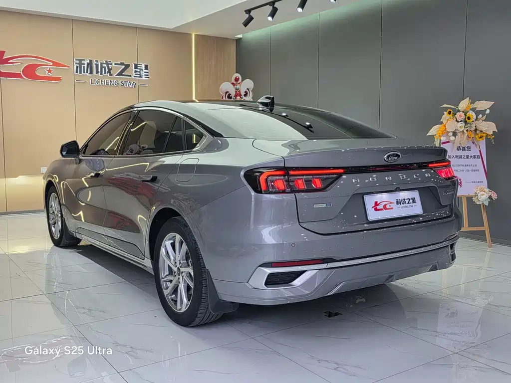 Ford Mondeo — миниатюра 4