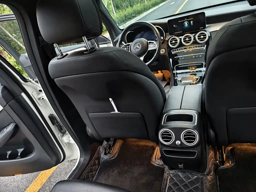 Mercedes-Benz GLC — миниатюра 11