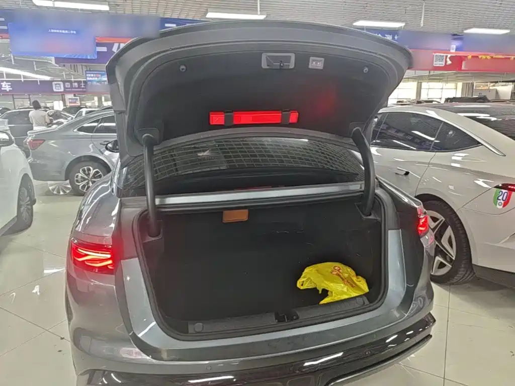 BYD Han L — миниатюра 19