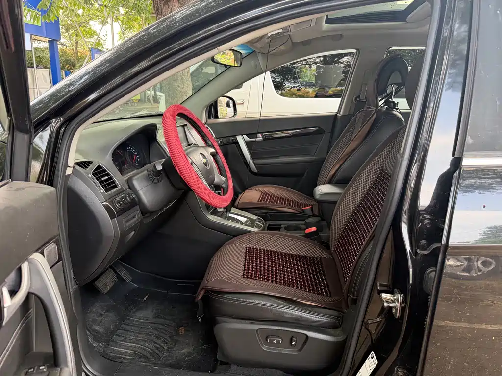 Chevrolet Captiva — миниатюра 4