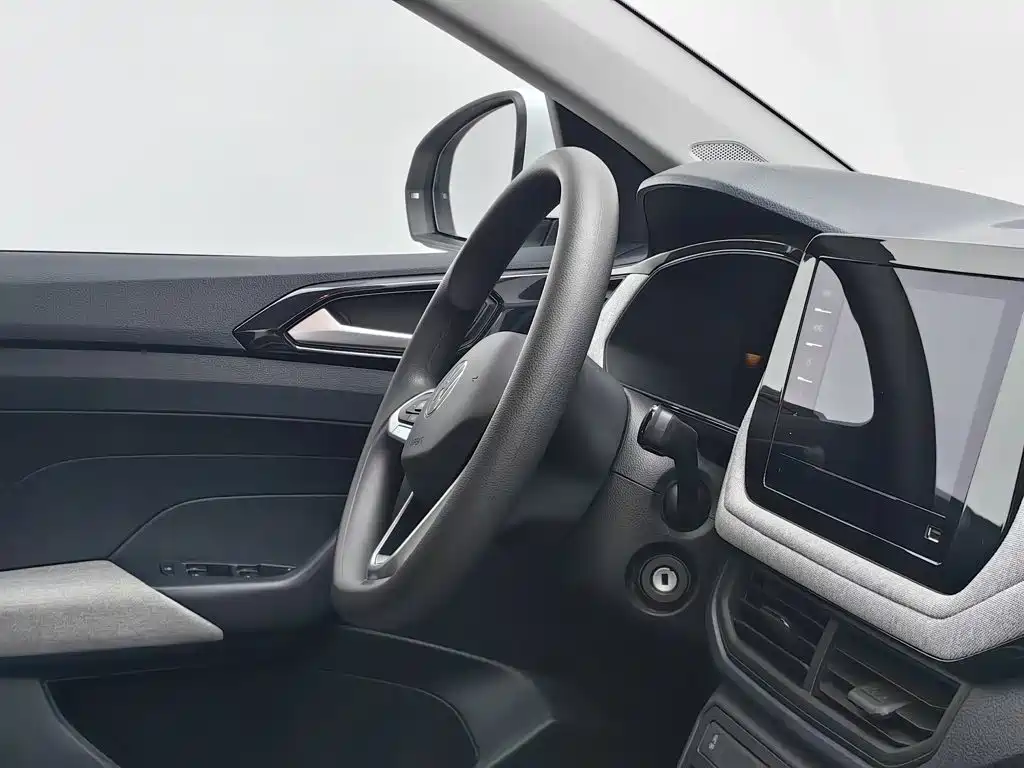 Volkswagen Tharu — миниатюра 22
