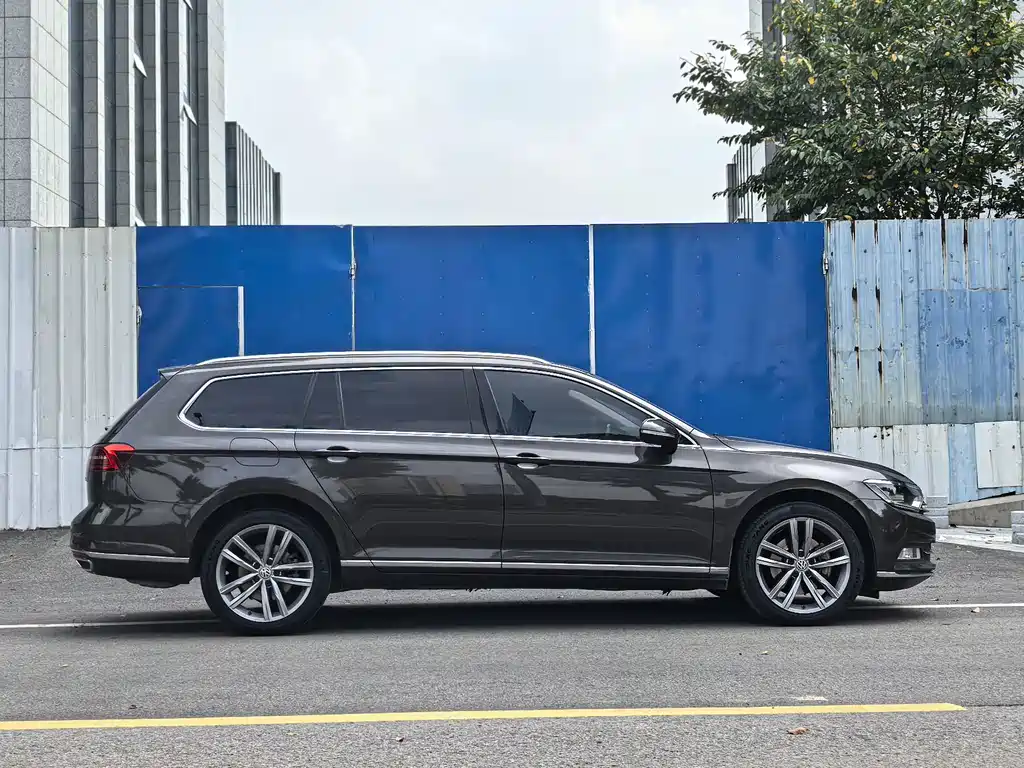 Volkswagen Viloran — миниатюра 5