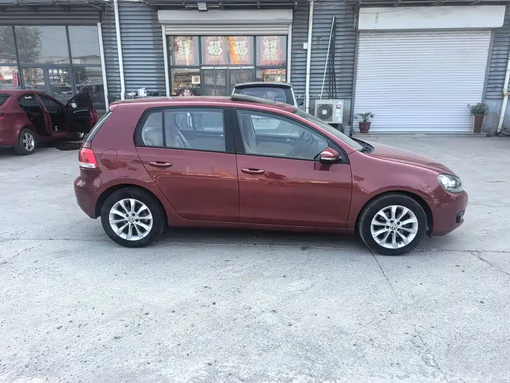 Volkswagen Golf — миниатюра 8