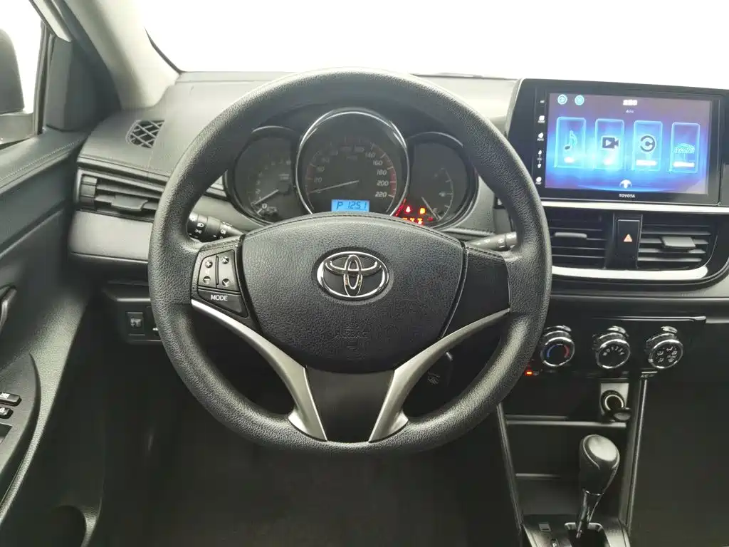 Toyota Vios FS — миниатюра 11