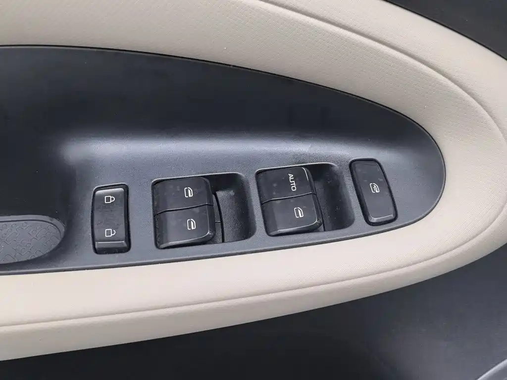 Wuling Bingo — миниатюра 9