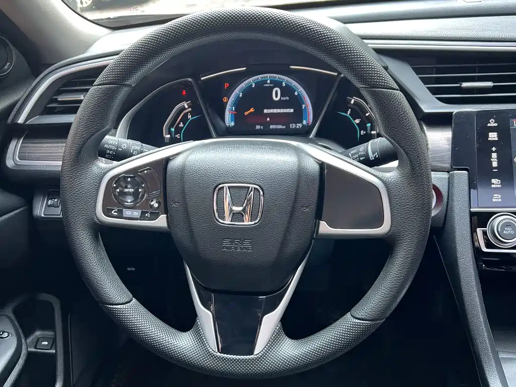 Honda Civic — миниатюра 7