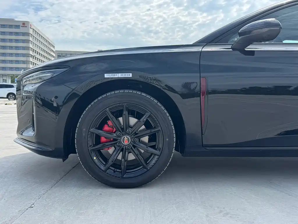 Hongqi H5 2025 2.0T AT 200