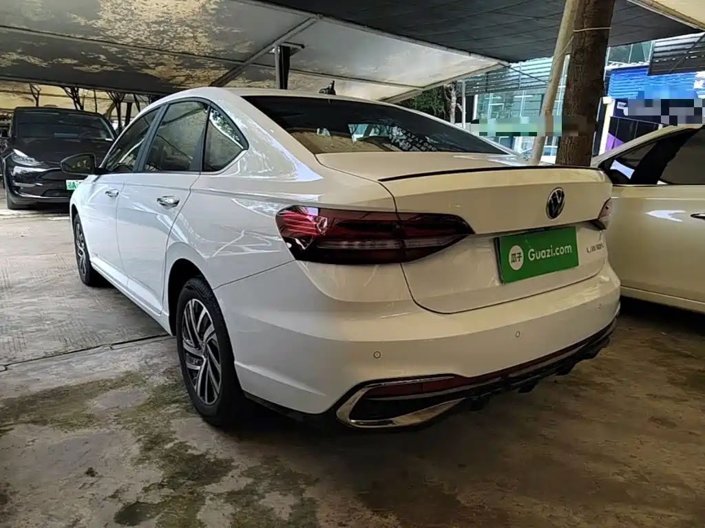 Volkswagen Lavida — миниатюра 5