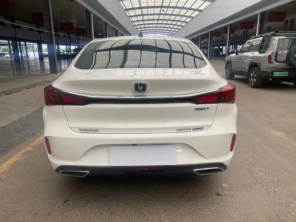 Changan Eado — миниатюра 8
