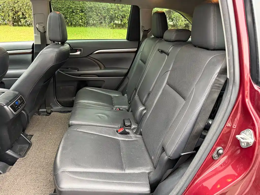 Toyota Highlander — миниатюра 12