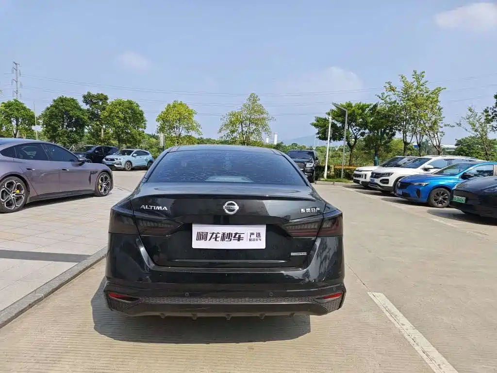 Nissan Teana — миниатюра 4